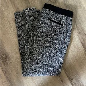 Peter Nygard women’s cropped pants